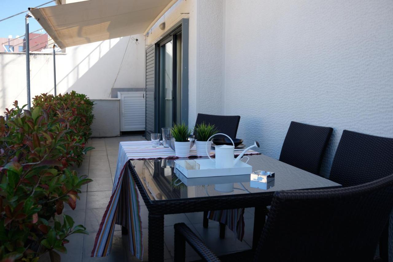 אתונה Homz Ah03 Penthouse Studio Hilton Area מראה חיצוני תמונה